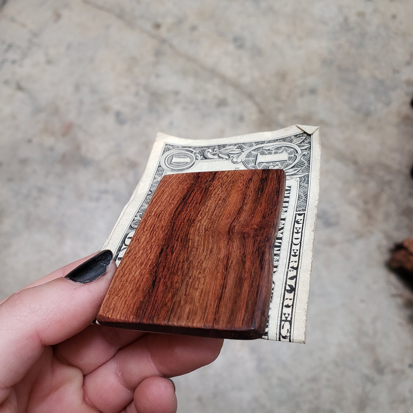 Cabernet California Grapevine Money Clip 102621-05 Retired Old Grape Vine Wood