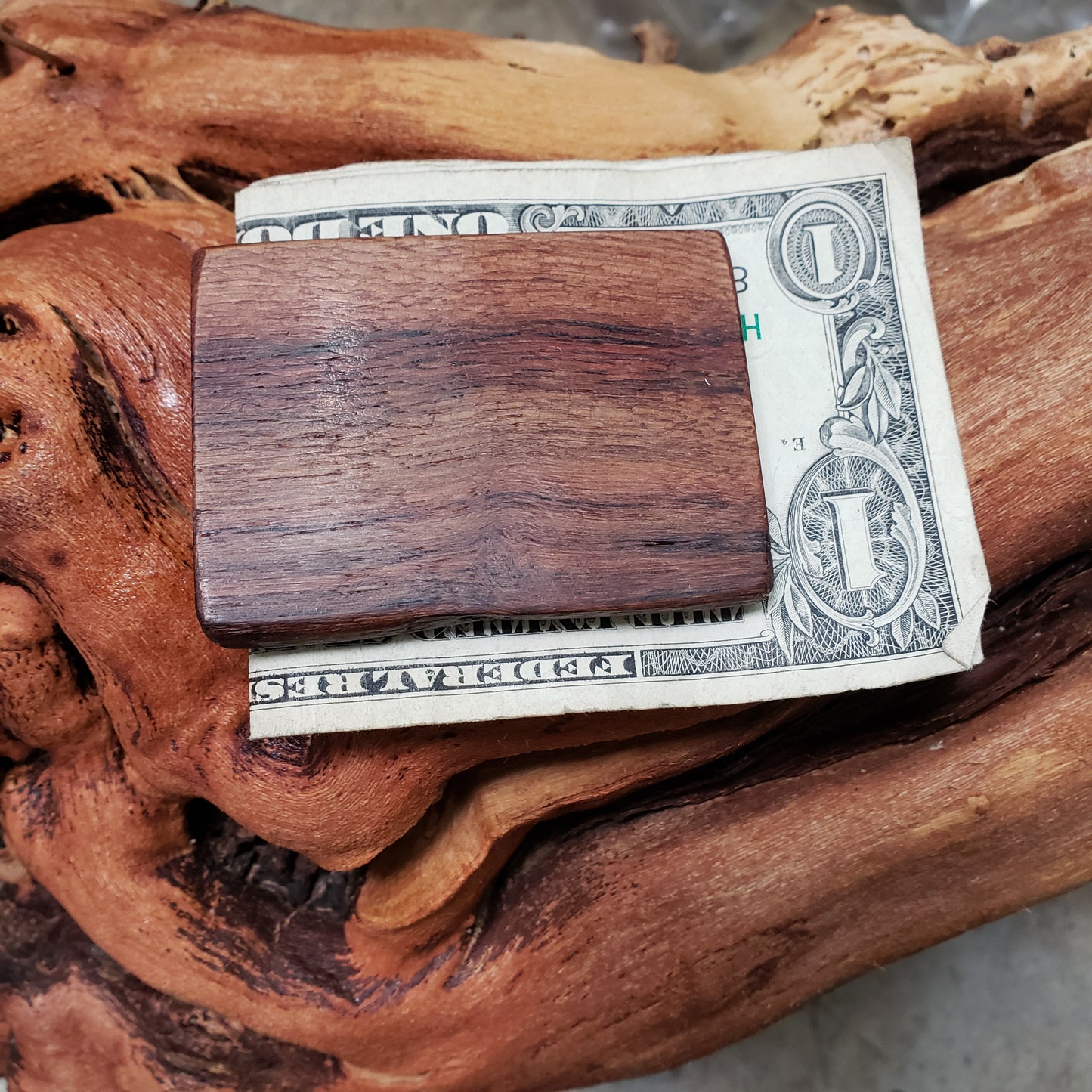 Cabernet California Grapevine Money Clip 102621-05 Retired Old Grape Vine Wood