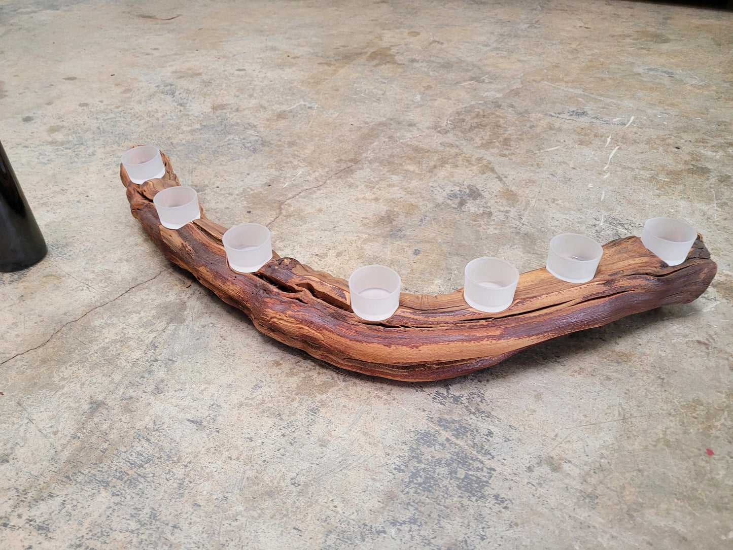 Grapevine Candle Holder 100121-4 Retired Justin Winery Cabernet California grapevines. 100% Recycled!