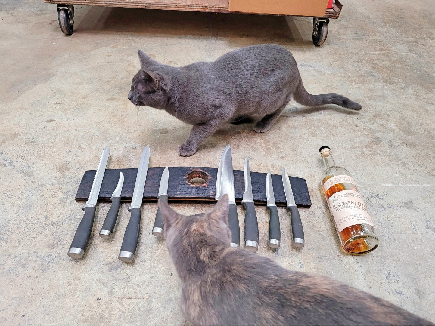 Whisky Barrel Magnetic Knife Rack - Kanyar - Made from Premier Retired Whisky Barrels. 100% Recycled!