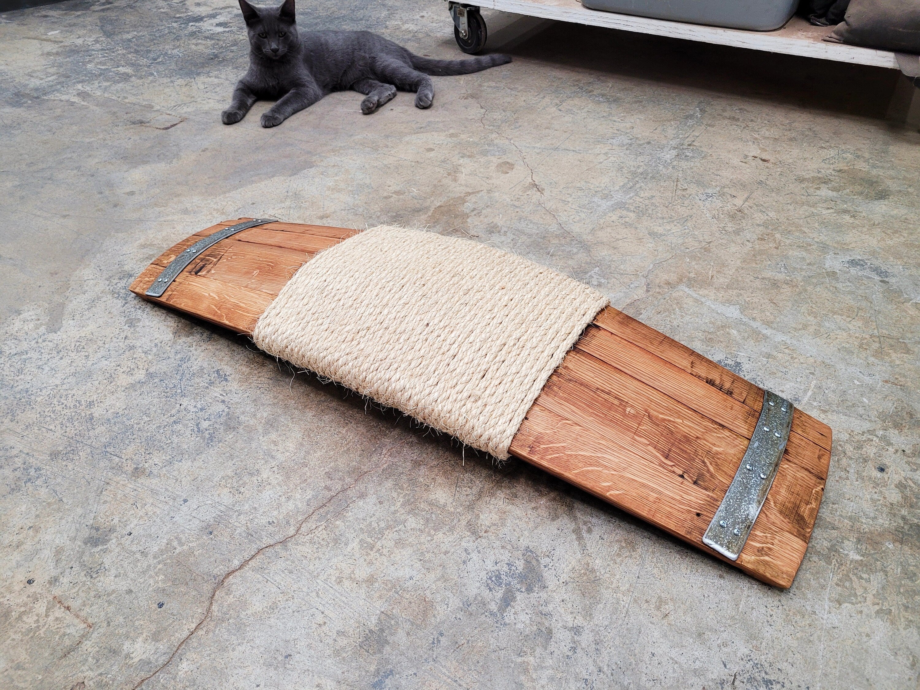 Cat barrel scratcher fashion