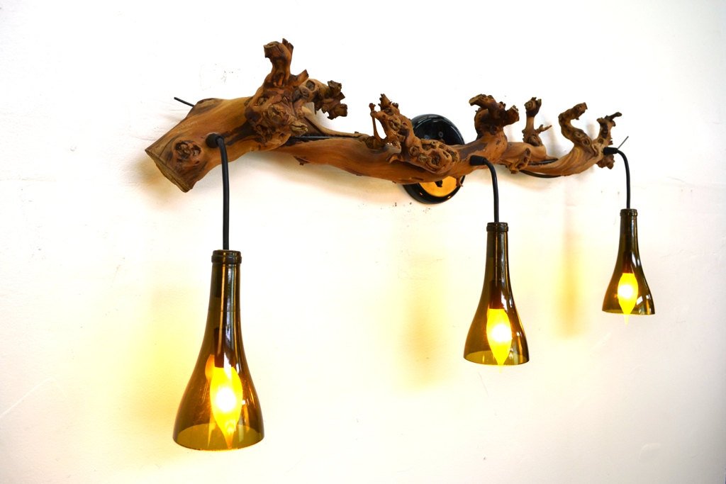 OLD VINE Collection  - Corvina - Grapevine and Wine Bottle Light 