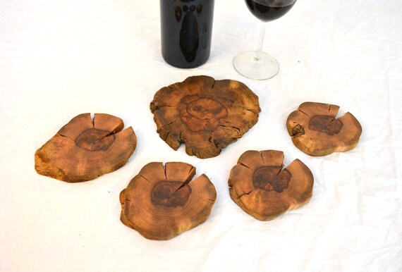 Grapevine Coasters Set of Four for Glasses and One XL for bottle - Ensemble - Made from retired CA grapevines. 100% Recycled!